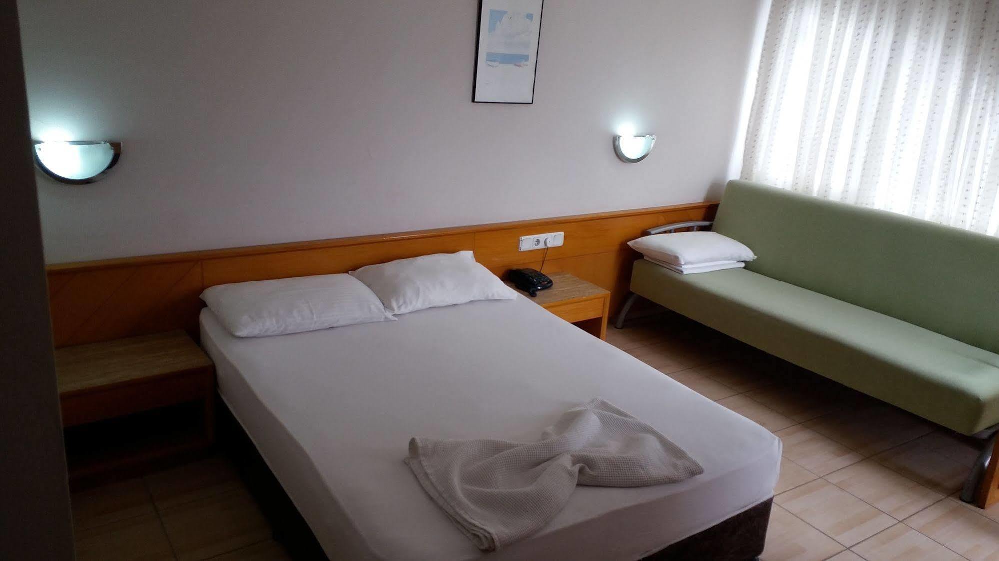 Isinda Otel
